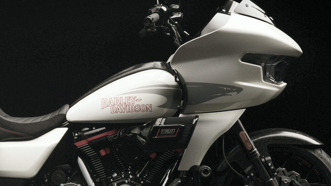CVO Road Glide ST motorcycle image