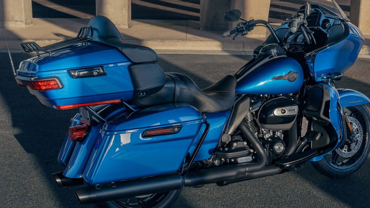 Road Glide Limitedバイクの画像