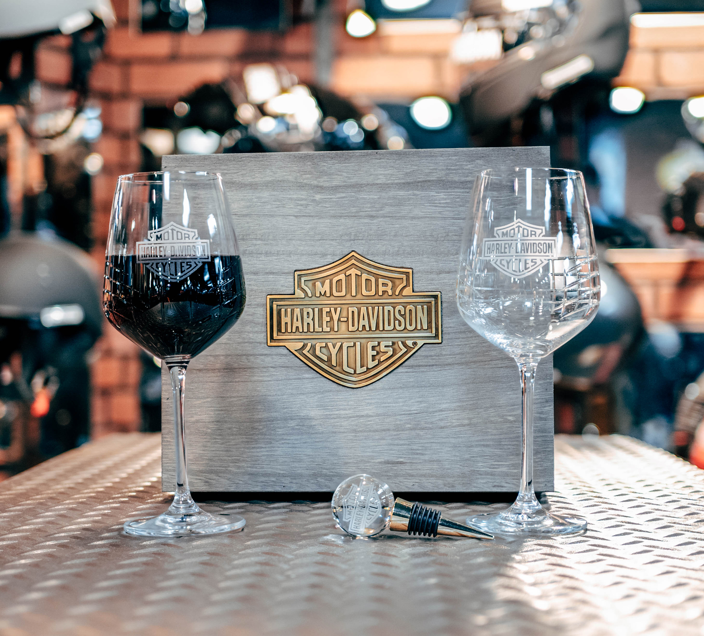 H-D Premium Wine Set | Harley-Davidson USA