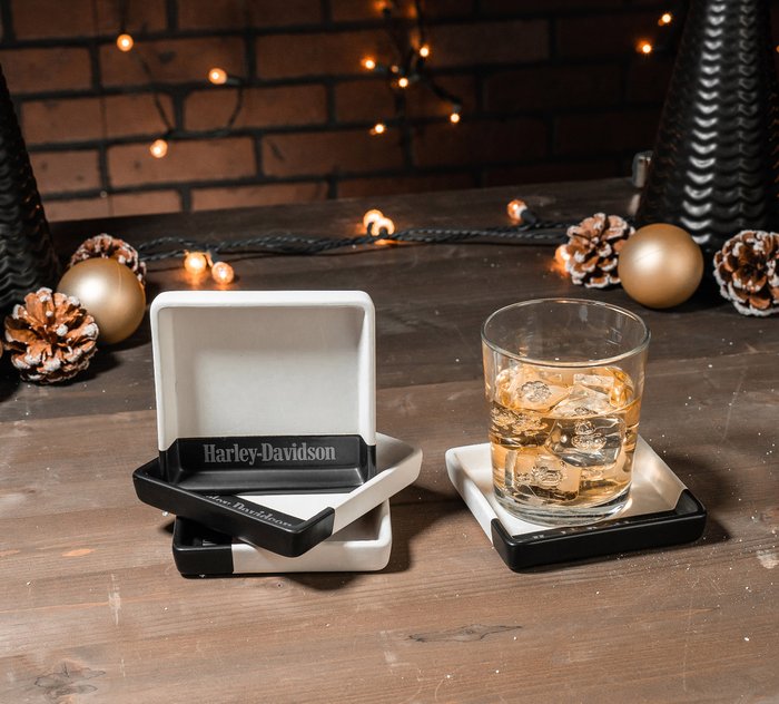 Harley-Davidson Bar & Shield Ice Cube Tray, Black