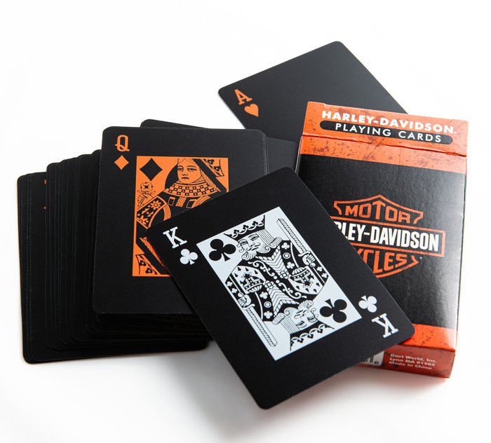 H-D Bar & Shield Plastic Playing Cards 1