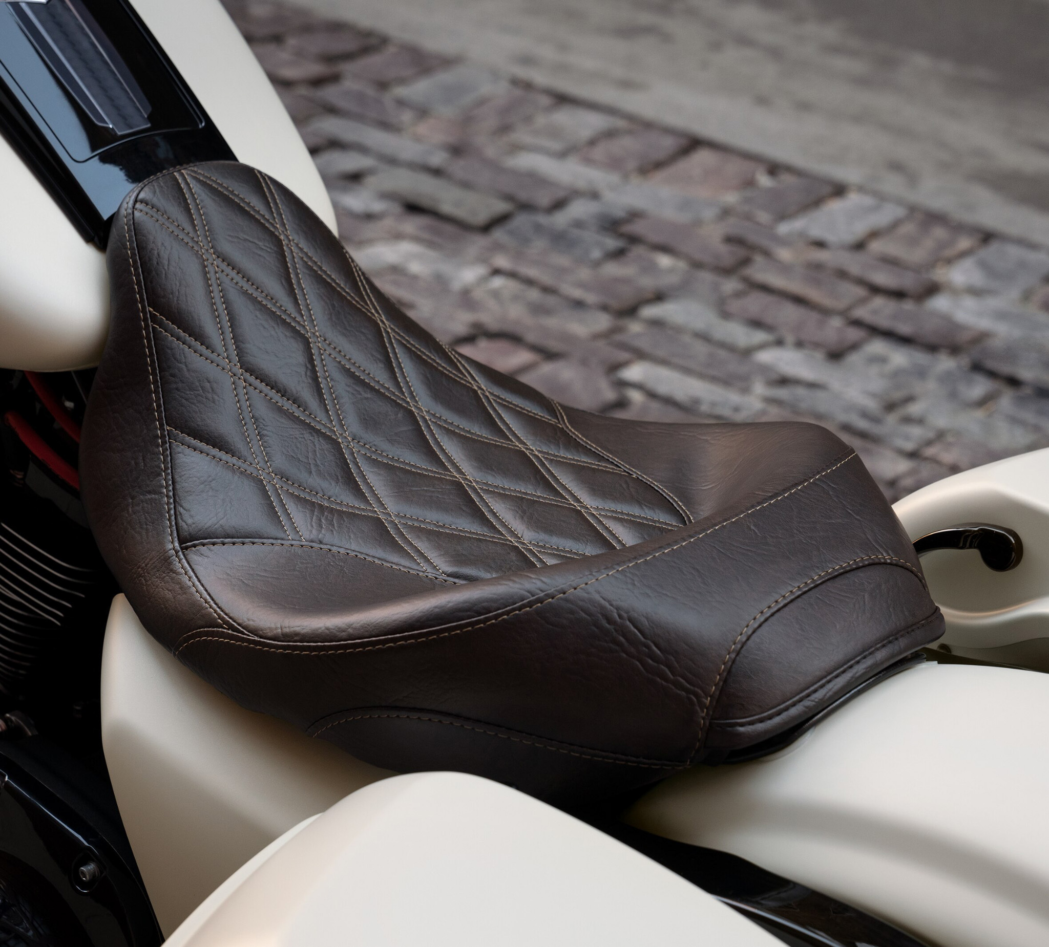 cvo solo seat backrest