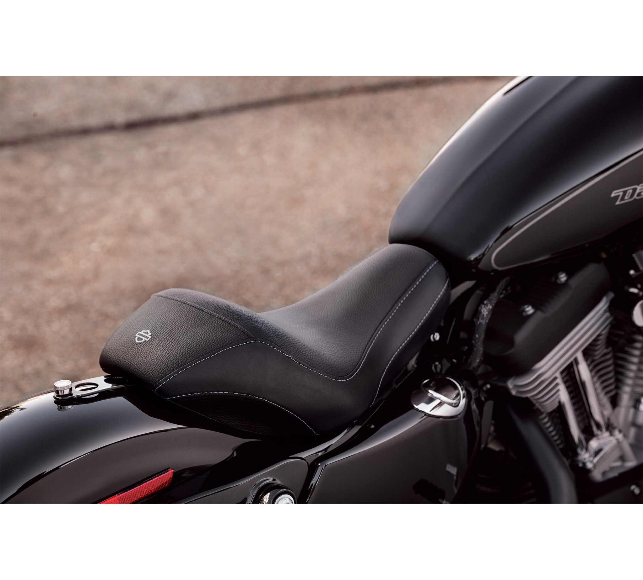 2008 sportster deals seat