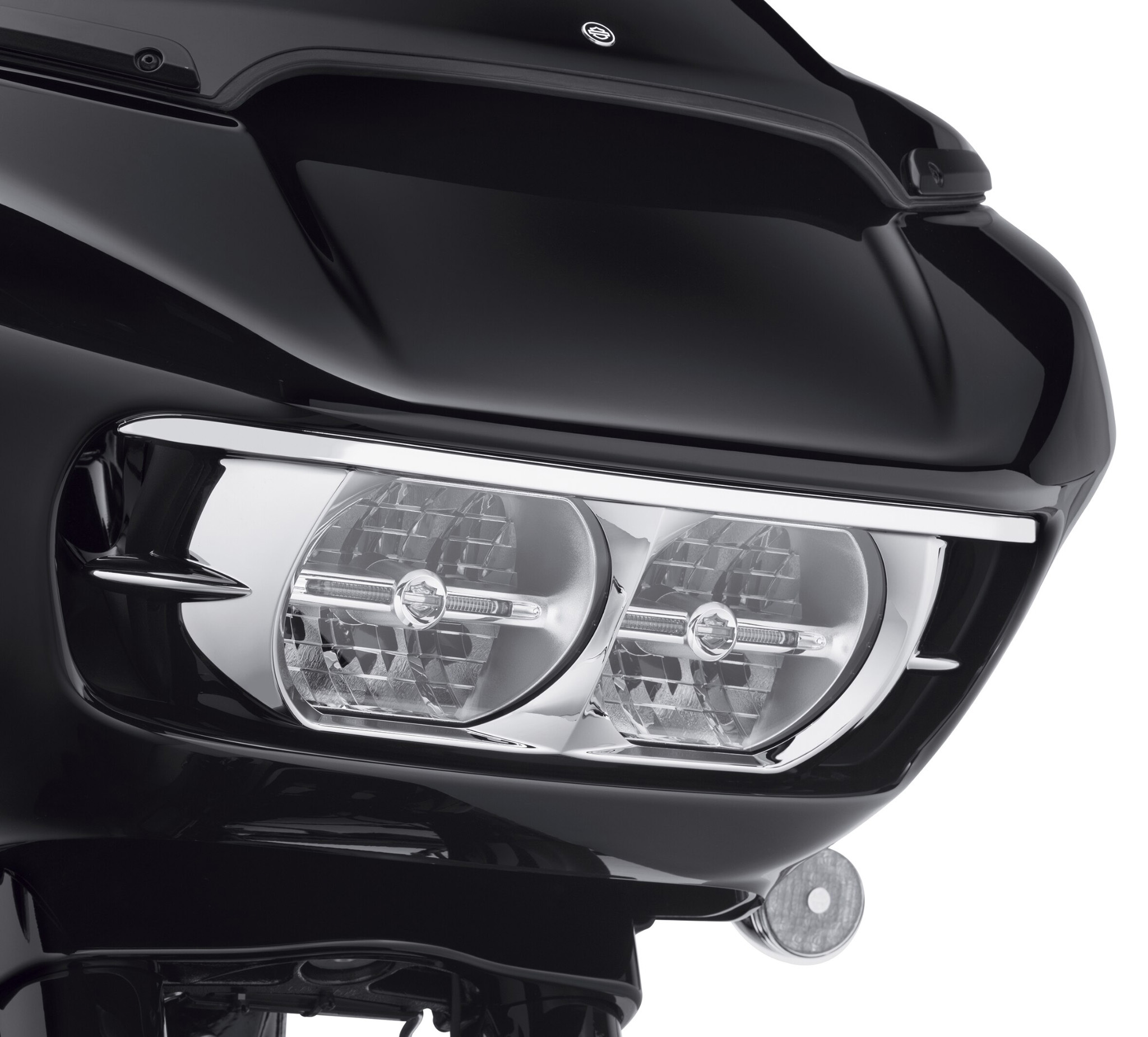 2017 street glide chrome accessories