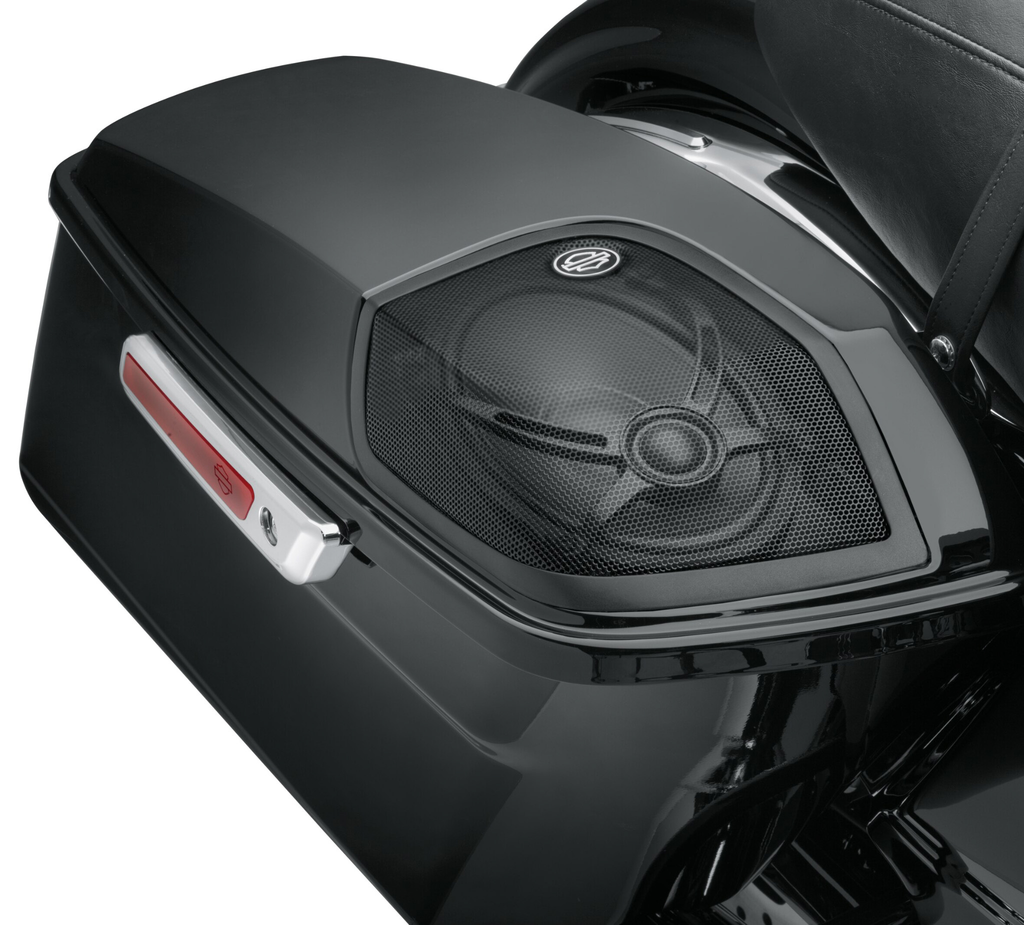 Road king saddlebag discount speakers