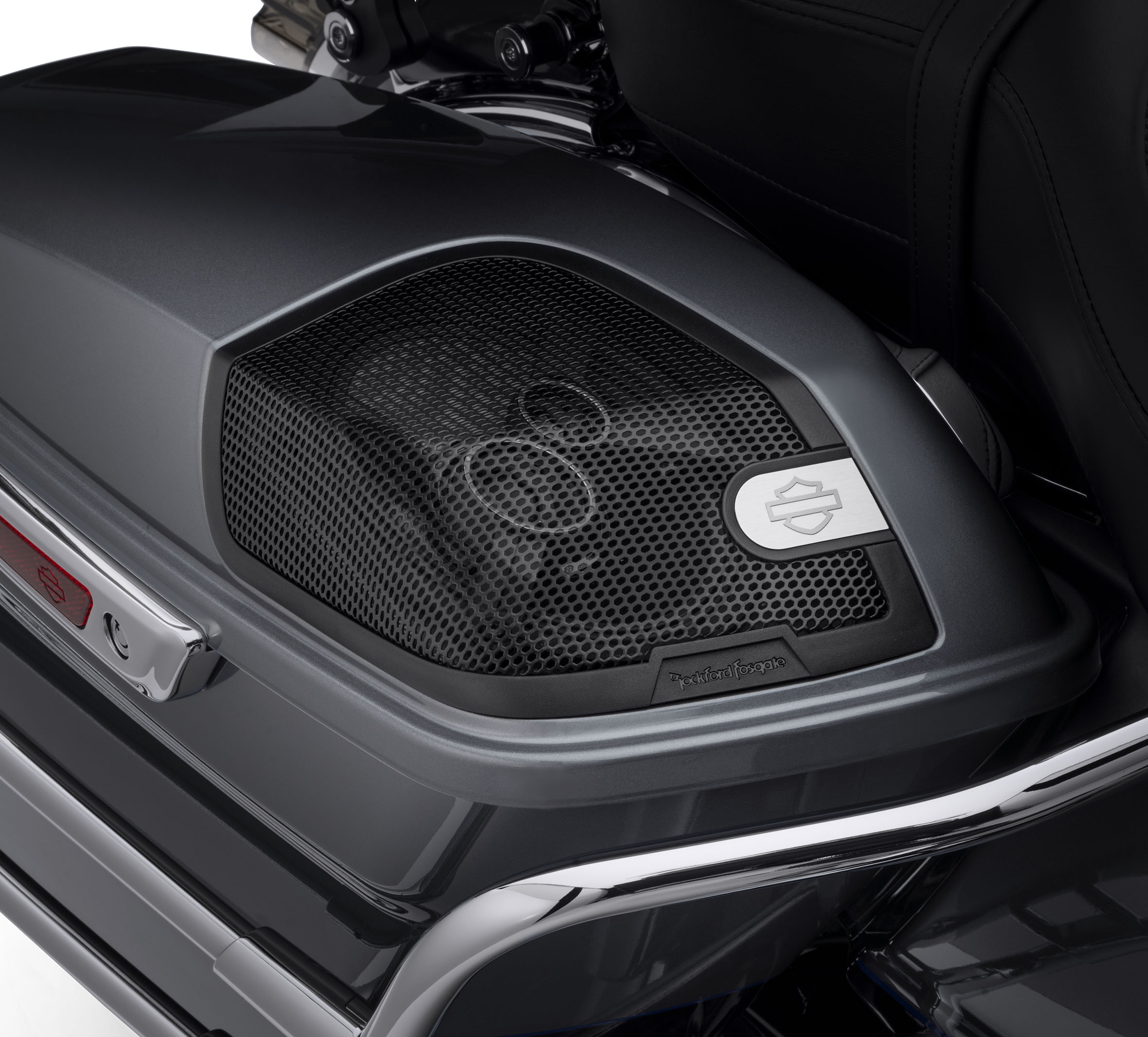 Street glide bag discount speakers