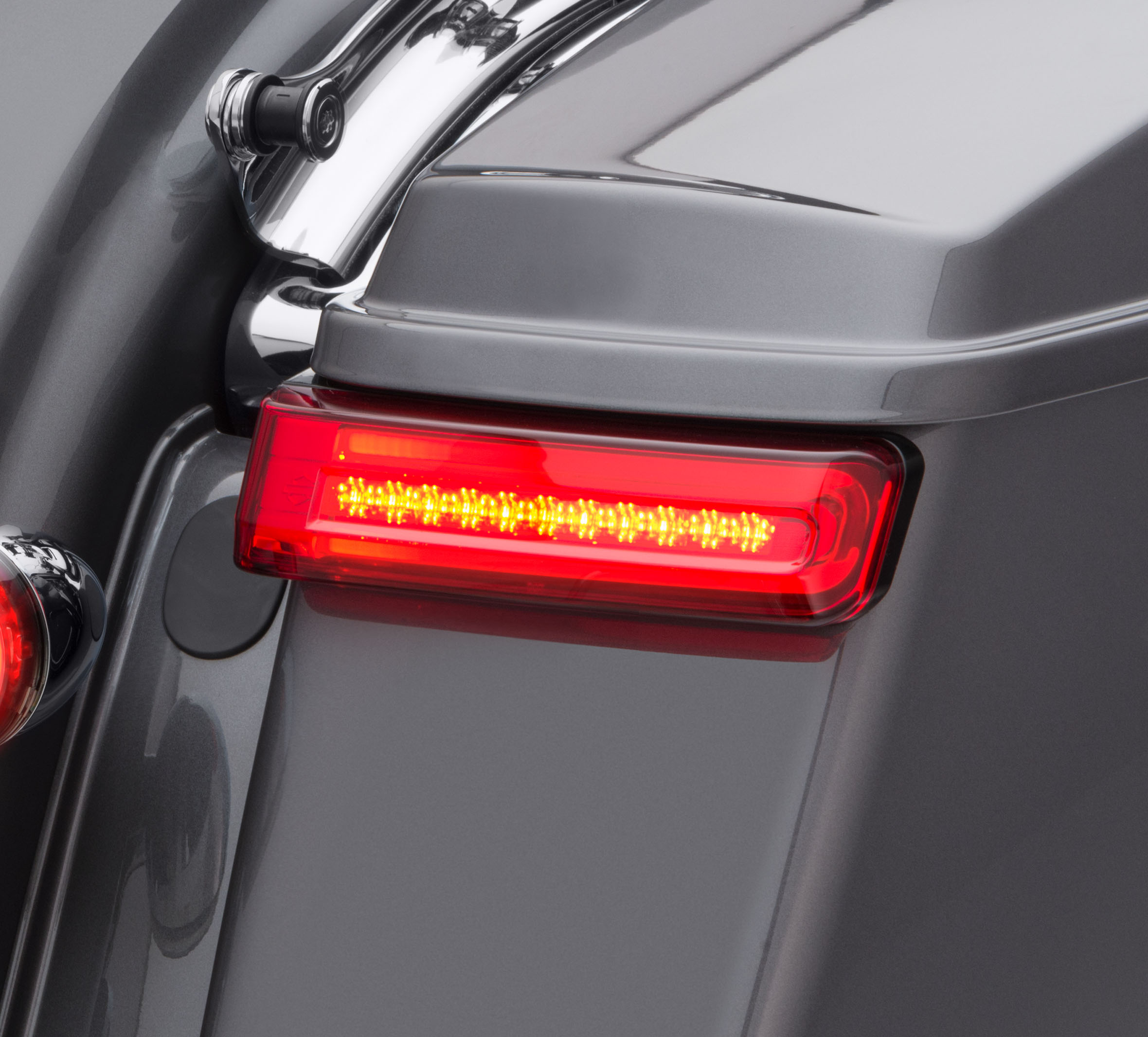 Signature LED Saddlebag Run/Brake/Turn Lamp | Harley-Davidson