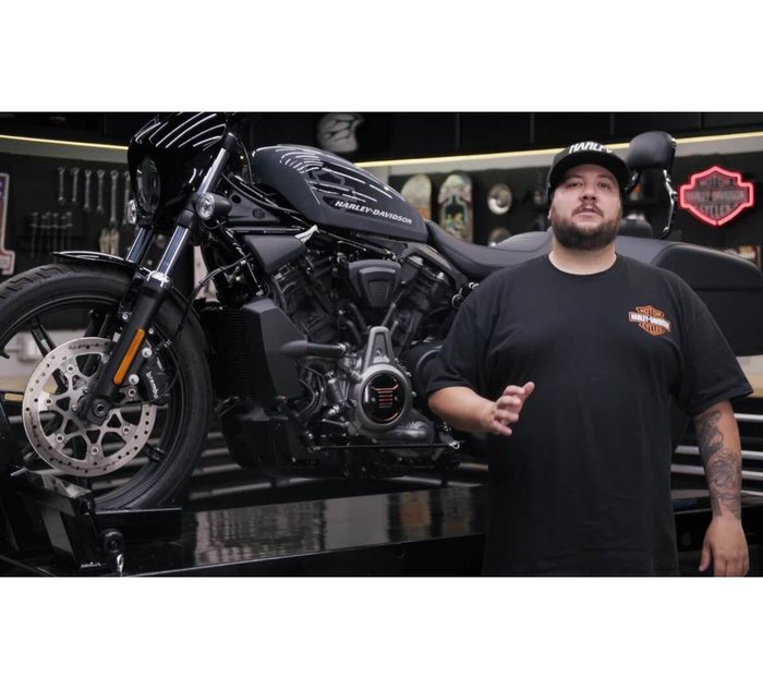 4 Qt. Harley-Davidson Genuine SYN Blend Motorcycle Oil Change Kit