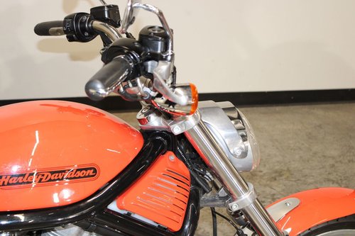 Soporte de matricula para Harley Davidson Vrod, modelo Triple - Fiber Bull  Motorcycles