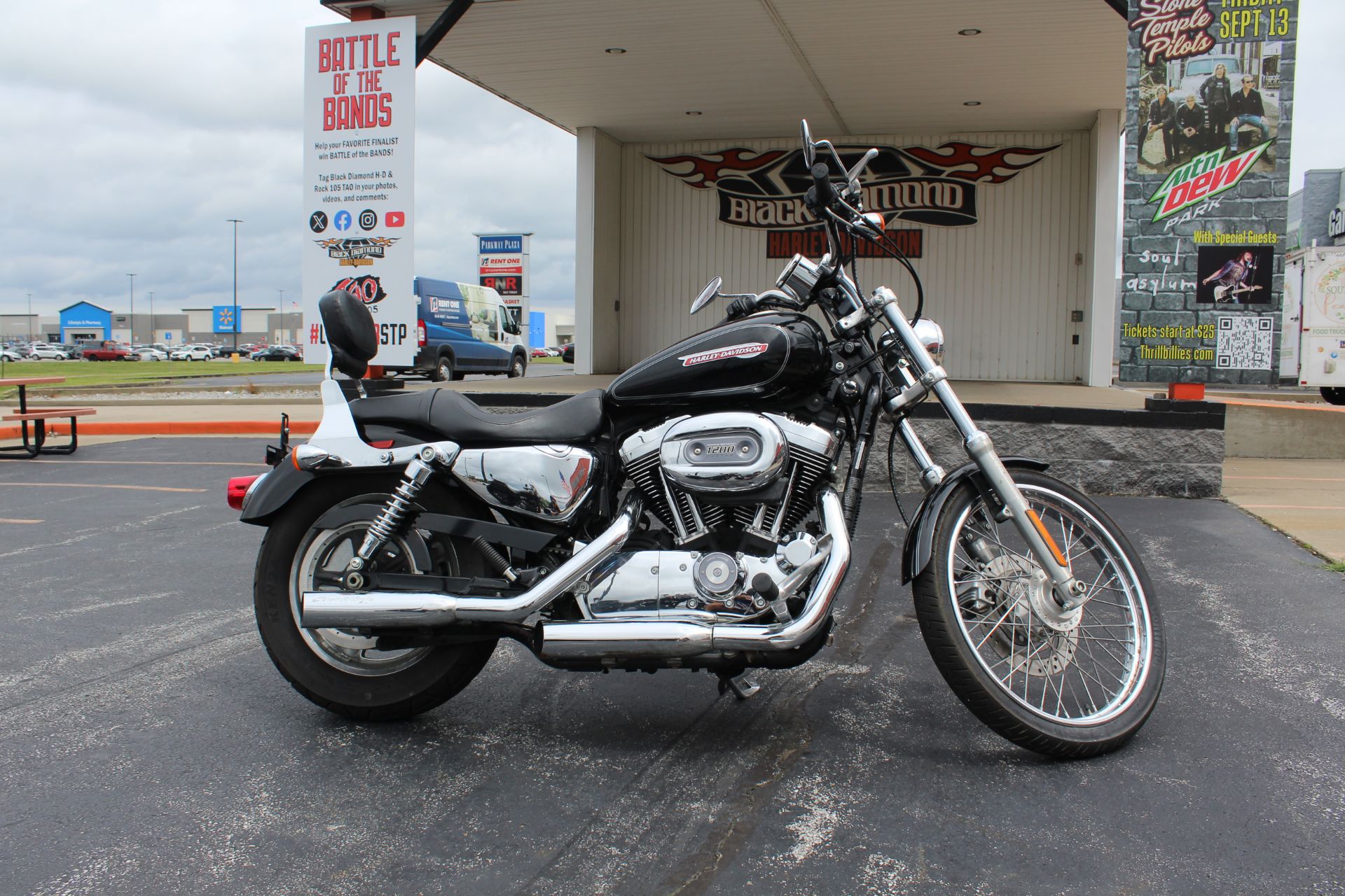 Used 2009 Sportster 1200 Custom In Undefined 