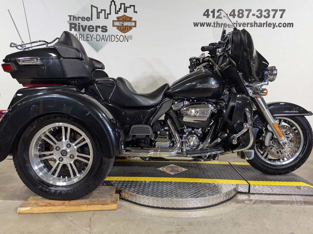 Used 2018 Tri Glide Ultra In Undefined 